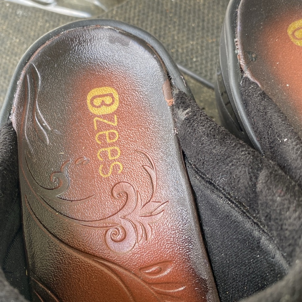 Embossed Leather Shoes by BZEES - Picture 2 of 7